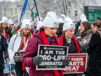 Thousands brave sub-zero temperatures on US March for Life