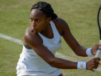 Tennis star kneels in prayer after winning US Open