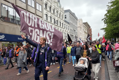 Thousands ‘march for Jesus’ through Belfast