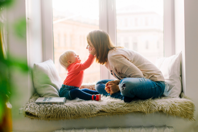Seven-in-ten Irish mums want to stay at home to bring up children