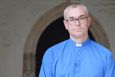 Vicar quits over transgender ‘silencing’